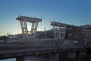 demolizione del Ponte Morandi
