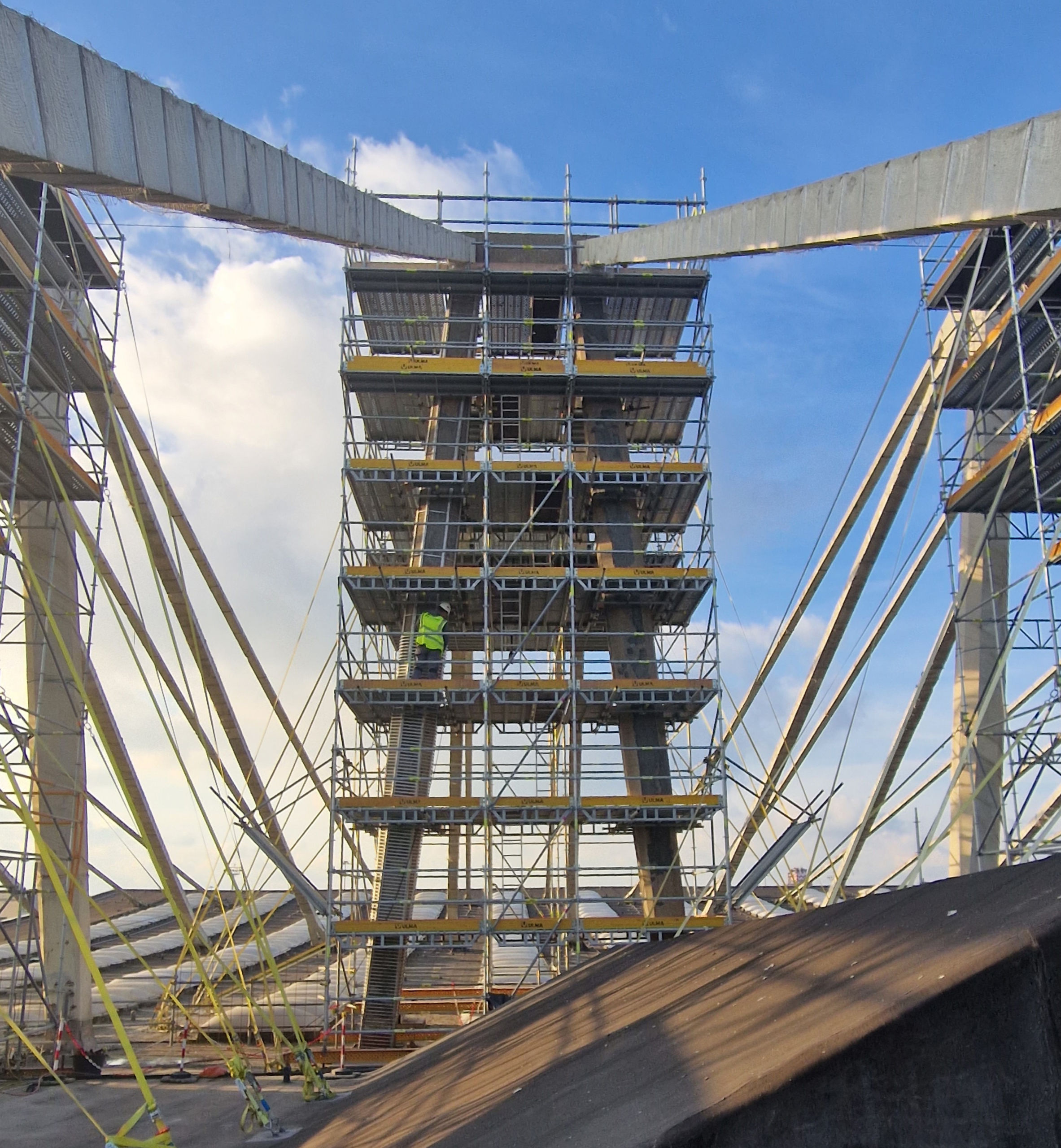 aeroporto Fiumicino antenne morandi